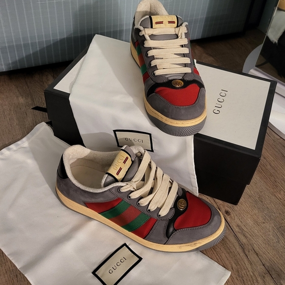 Gucci Men's Gray and Red Sneakers - Picture 3 of 15